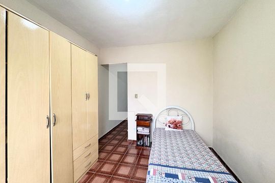 Quarto 2 de casa à venda com 2 quartos, 173m² em Vila Mangalot, São Paulo