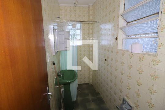 Banheiro de casa à venda com 3 quartos, 131m² em Adalgisa, Osasco