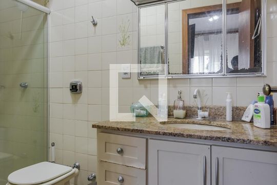 Suíte de casa à venda com 3 quartos, 204m² em Rubem Berta, Porto Alegre