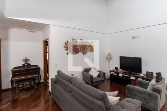 Sala de TV de casa à venda com 4 quartos, 470m² em Tremembé, São Paulo