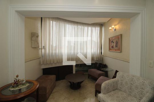 Apartamento à venda com 3 quartos, 82m² em Cambuci, São Paulo