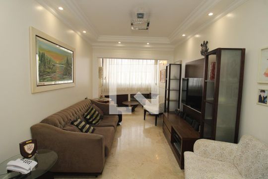 Apartamento à venda com 3 quartos, 82m² em Cambuci, São Paulo