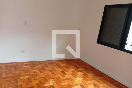 Quarto de casa à venda com 3 quartos, 112m² em Vila Sao Jose (Cidade Dutra), São Paulo