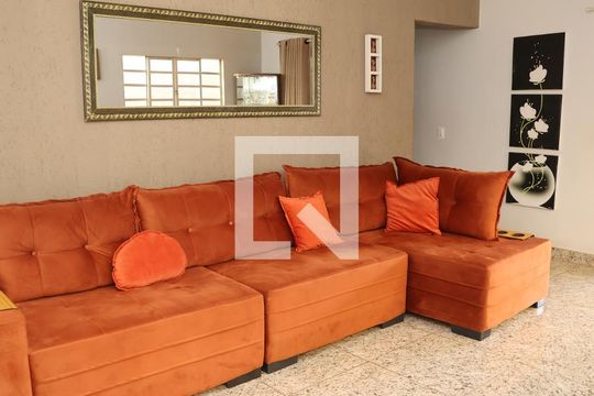 Casa à venda com 3 quartos, 120m² em Residential Eli Forte, Goiânia