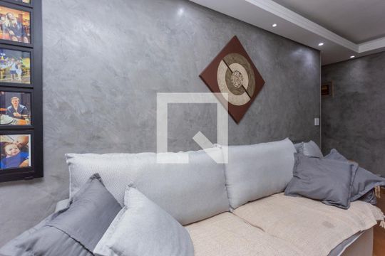 Sala de apartamento à venda com 3 quartos, 65m² em Jardim Neide, São Paulo
