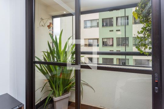 Vista da Sala de apartamento à venda com 3 quartos, 65m² em Jardim Neide, São Paulo