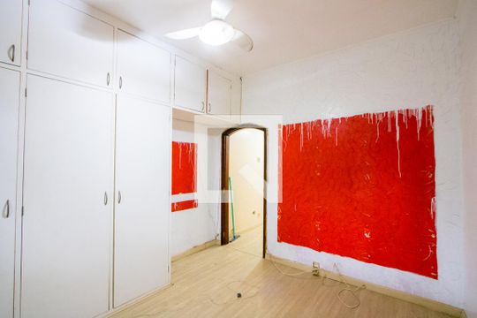 Quarto 2 de casa à venda com 2 quartos, 320m² em Utinga, Santo André