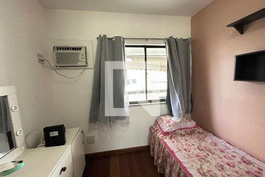 Quarto 1 de apartamento à venda com 2 quartos, 126m² em Vila Valqueire, Rio de Janeiro