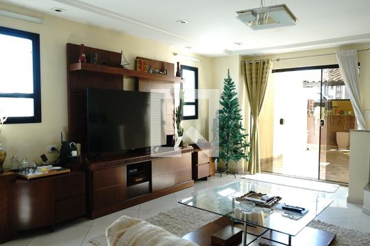 Sala de apartamento para alugar com 3 quartos, 180m² em Vila Moreira, São Paulo