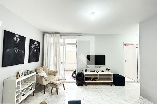 Apartamento à venda com 3 quartos, 82m² em Colonial, Contagem
