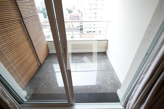 Sacada de apartamento à venda com 2 quartos, 68m² em Vila Gilda, Santo André
