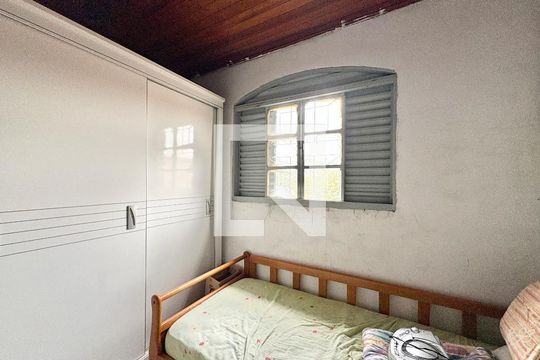 Quarto  de casa à venda com 3 quartos, 400m² em Vila Palmeiras, São Paulo