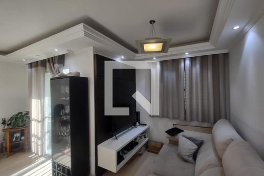 Sala de apartamento à venda com 3 quartos, 72m² em Jardim Maria Rosa, Taboão da Serra