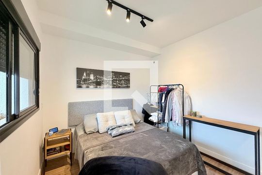 Quarto de kitnet/studio à venda com 1 quarto, 28m² em Jardim das Acacias, São Paulo