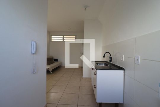 Cozinha de apartamento para alugar com 2 quartos, 46m² em Valentina Figueiredo, Ribeirão Preto