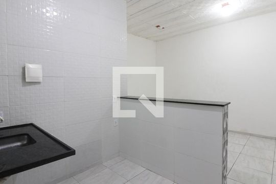 Kitnet/Studio para alugar com 1 quarto, 26m² em Parque Burle, Cabo Frio
