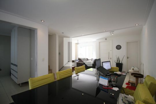Sala de Jantar de casa para alugar com 4 quartos, 210m² em Jardim Colombo, São Paulo