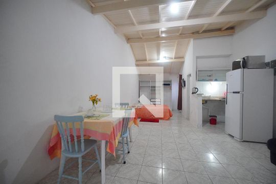 Kitnet de kitnet/studio para alugar com 1 quarto, 40m² em Monte Verde, Florianópolis