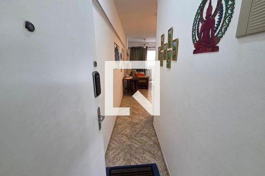 Corredor de apartamento para alugar com 1 quarto, 42m² em Aviação, Praia Grande