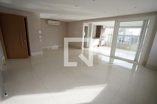 Apartamento à venda com 3 quartos, 190m² em Setor Bueno, Goiânia