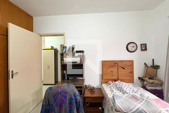 Quarto 1 - Casa 1 de casa à venda com 5 quartos, 214m² em Vila Primavera, São Paulo