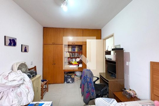 Quarto 1 - Casa 1 de casa à venda com 5 quartos, 214m² em Vila Primavera, São Paulo