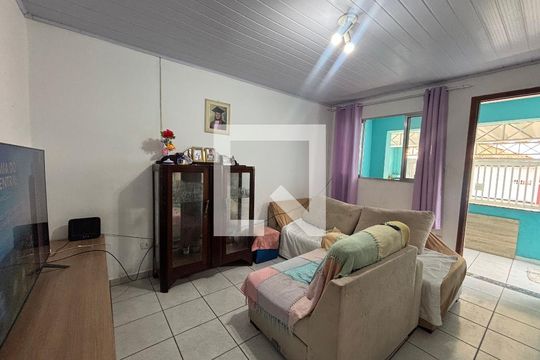 Casa à venda com 3 quartos, 672m² em Jardim São Jorge, São Paulo