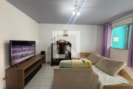 Casa à venda com 3 quartos, 672m² em Jardim São Jorge, São Paulo