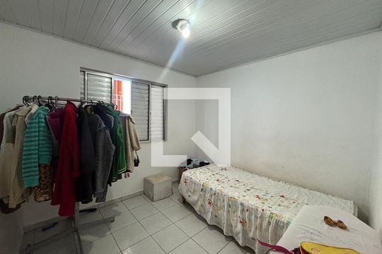 Casa à venda com 3 quartos, 672m² em Jardim São Jorge, São Paulo