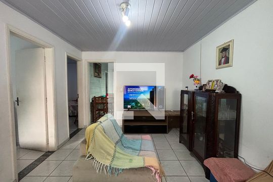 Casa à venda com 3 quartos, 672m² em Jardim São Jorge, São Paulo