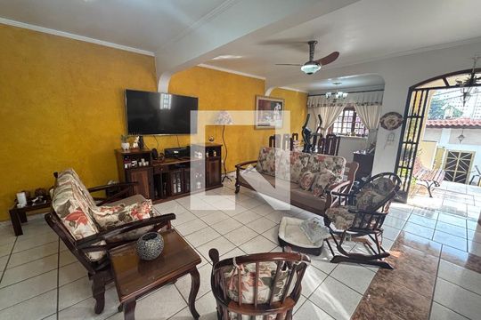 Sala  de casa à venda com 5 quartos, 300m² em Vila Rui Barbosa, São Paulo