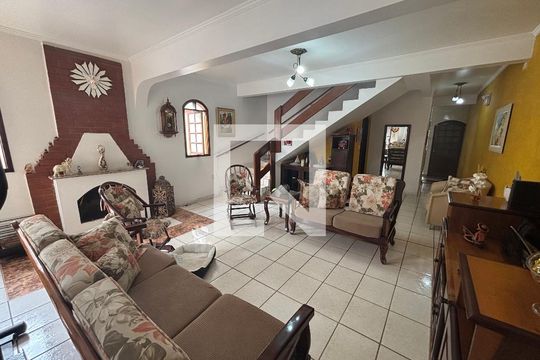 Sala  de casa à venda com 5 quartos, 300m² em Vila Rui Barbosa, São Paulo