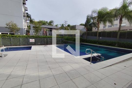 Apartamento para alugar com 3 quartos, 66m² em Jardim Lindóia, Porto Alegre