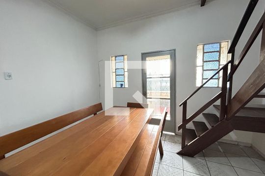Sala de casa à venda com 5 quartos, 191m² em Pilares, Rio de Janeiro