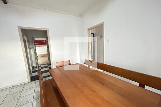 Sala de casa à venda com 5 quartos, 191m² em Pilares, Rio de Janeiro