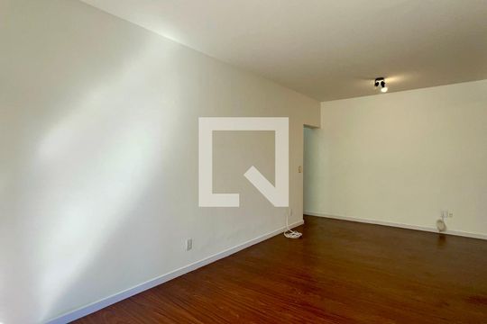 Sala de apartamento para alugar com 3 quartos, 100m² em Paraíso, São Paulo