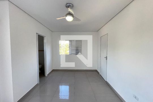 Quarto de casa para alugar com 1 quarto, 50m² em Instituto de Previdencia, São Paulo