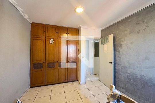 Quarto 2 - Casa 1 de casa à venda com 4 quartos, 200m² em Vila dos Remedios, São Paulo