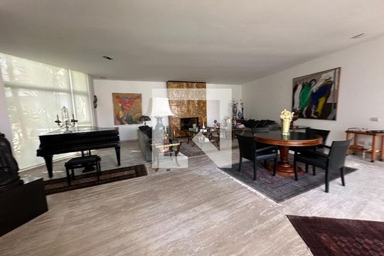 Sala de casa de condomínio à venda com 4 quartos, 936m² em Residencial Morada dos Lagos, Barueri