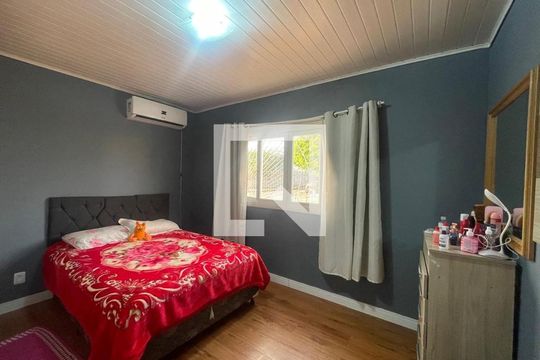 Casa à venda com 3 quartos, 360m² em Santos Dumont, São Leopoldo