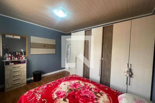 Casa à venda com 3 quartos, 360m² em Santos Dumont, São Leopoldo
