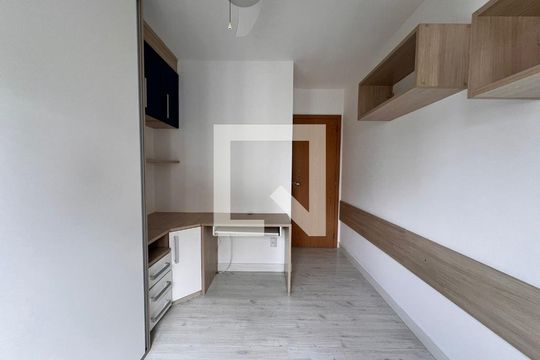 Quarto 2 de apartamento para alugar com 3 quartos, 91m² em Rio Branco, Porto Alegre