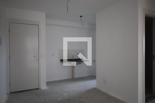 Apartamento para alugar com 2 quartos, 40m² em Usina Piratininga, São Paulo
