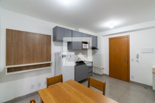 Sala/Cozinha de apartamento para alugar com 1 quarto, 27m² em Jardim Oriental, São Paulo