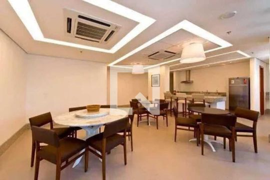 Salão de apartamento para alugar com 1 quarto, 51m² em Caminho das Árvores, Salvador