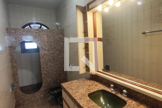 Casa à venda com 6 quartos, 460m² em Padre Eustáquio, Belo Horizonte