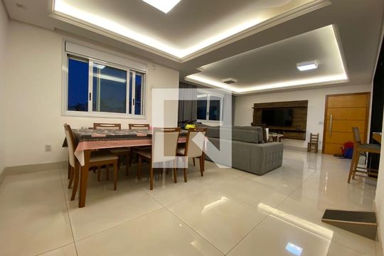 Sala de apartamento à venda com 3 quartos, 129m² em Barreiro, Belo Horizonte