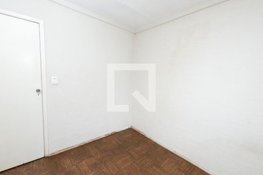 Quarto 1 de apartamento à venda com 2 quartos, 39m² em Industrial, Contagem