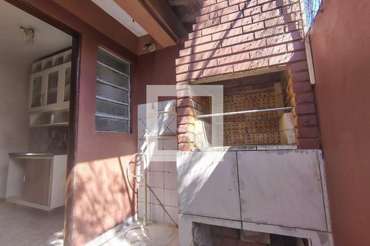 Área externa de apartamento à venda com 1 quarto, 45m² em Centro, Canoas