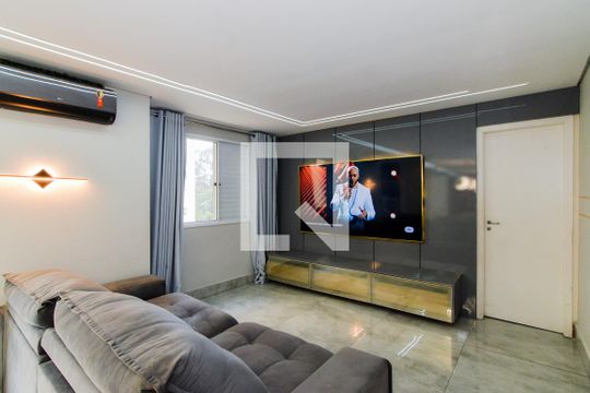Sala de apartamento à venda com 2 quartos, 83m² em Vila Santo Antonio, Guarulhos
